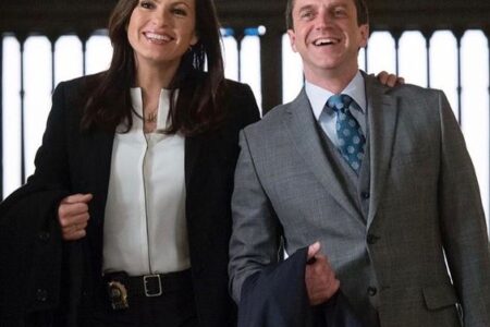 Major script changes and character development in SVU over the seasons.